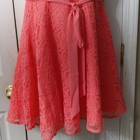 Mori Lee by Madeline Gardier coral lace formal semi dress Sz 14 EUC - Picture 2 of 10